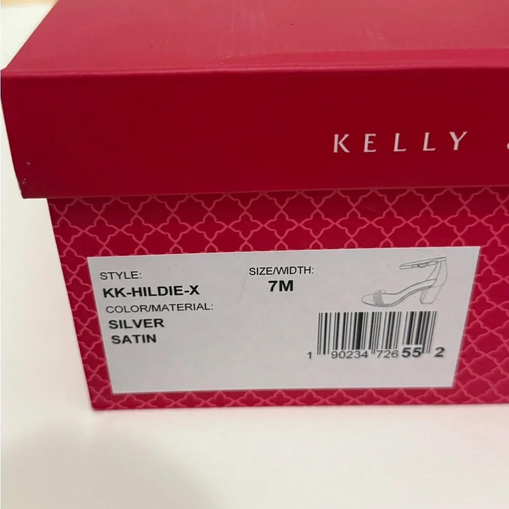 Kelly and Katie — Hildie Sandal - Picture 3 of 9